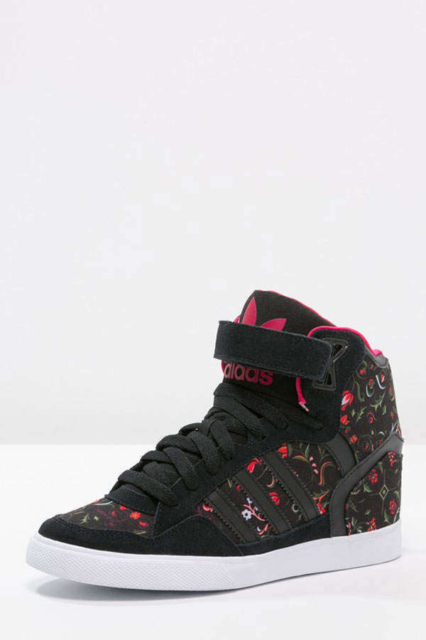 High-Top-Sneakers von Adidas