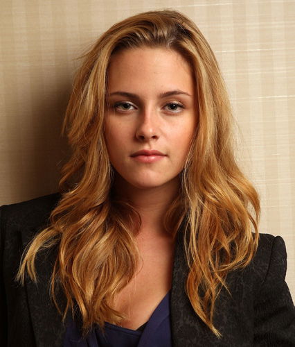 Kristen Stewart mit blonder Mähne