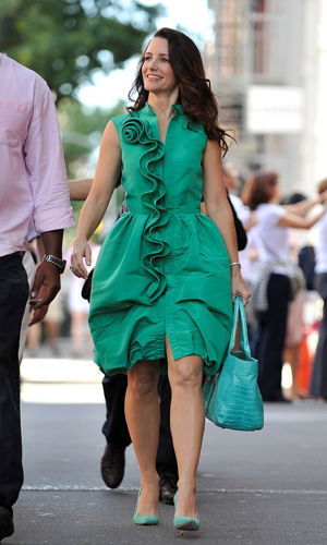 Kristin Davis im grünen Kleid