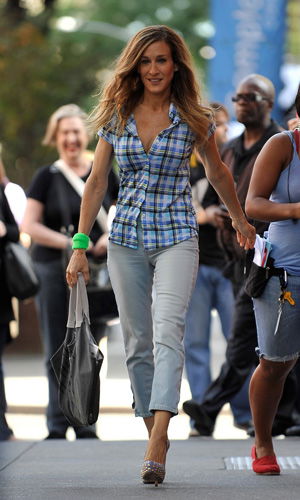 Sarah Jessica Parker mit Karo-Hemd
