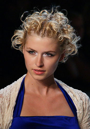 Lena Gercke für Anja Gockel