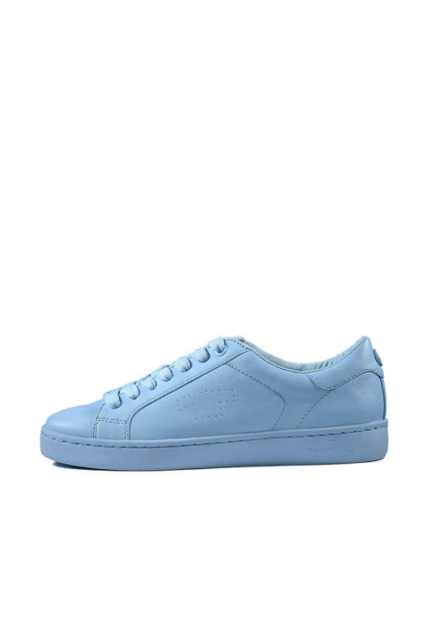 Hellblaue Sneaker von Tom Tailor
