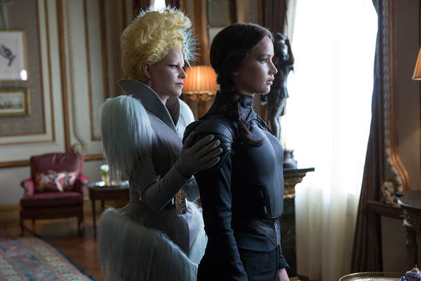 Szenenbild: Katniss und Effie