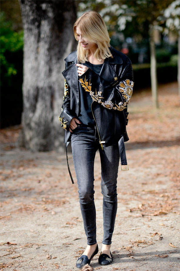 Verzierte Lederjacke