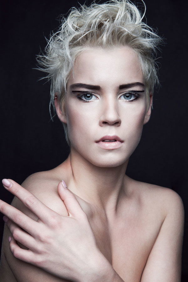 Kurze Haare stylen