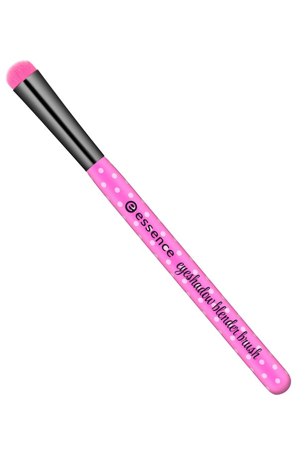 essence eyeshadow blender brush