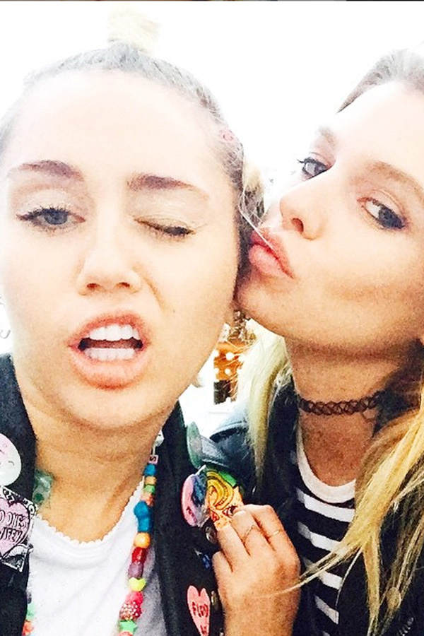 Miley Cyrus & Stella Maxwell