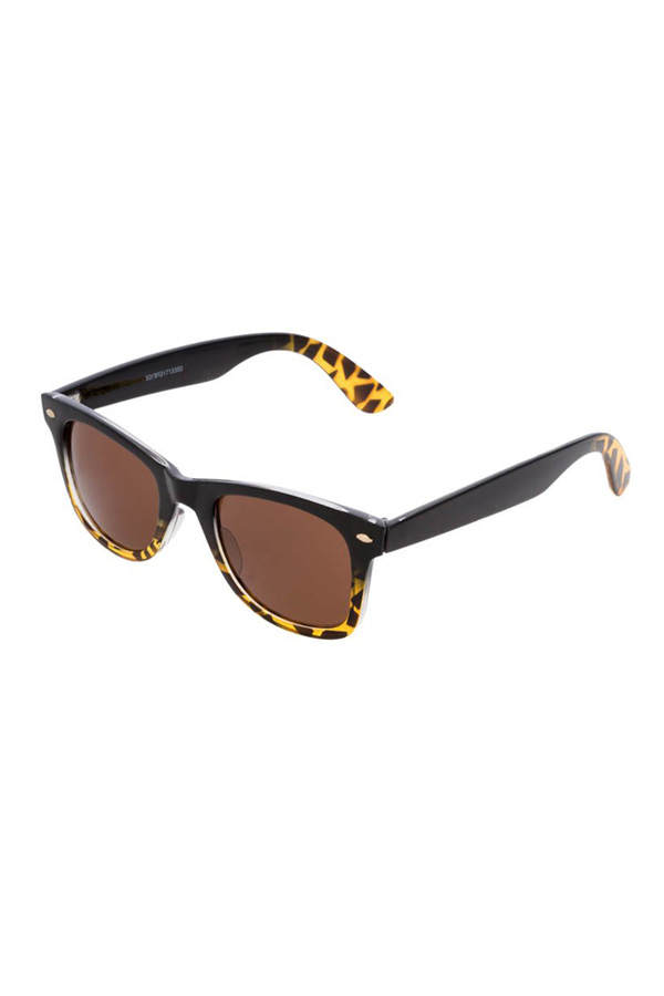 Sonnenbrille im Leo-Look von Even & Odd
