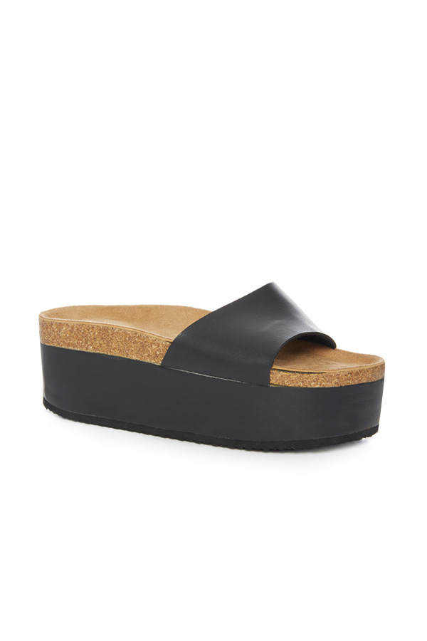 Plateau-Schlappen von Primark