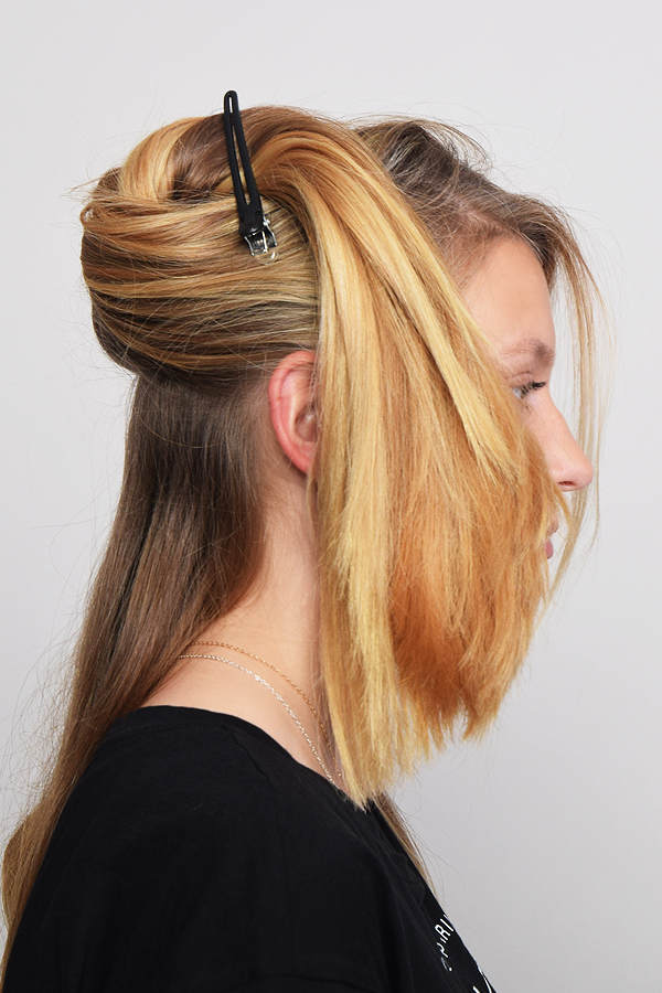 Haare für Beach Waves wegstecken
