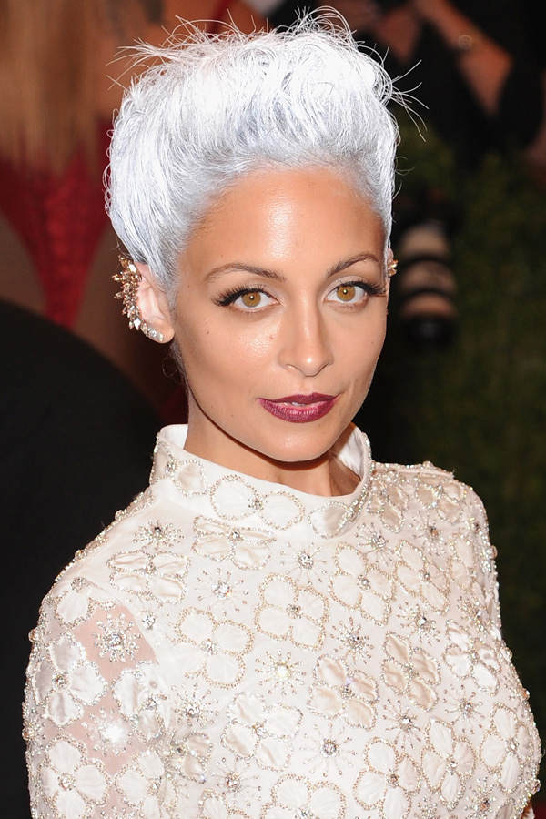 Nicole Richie: graue Haare