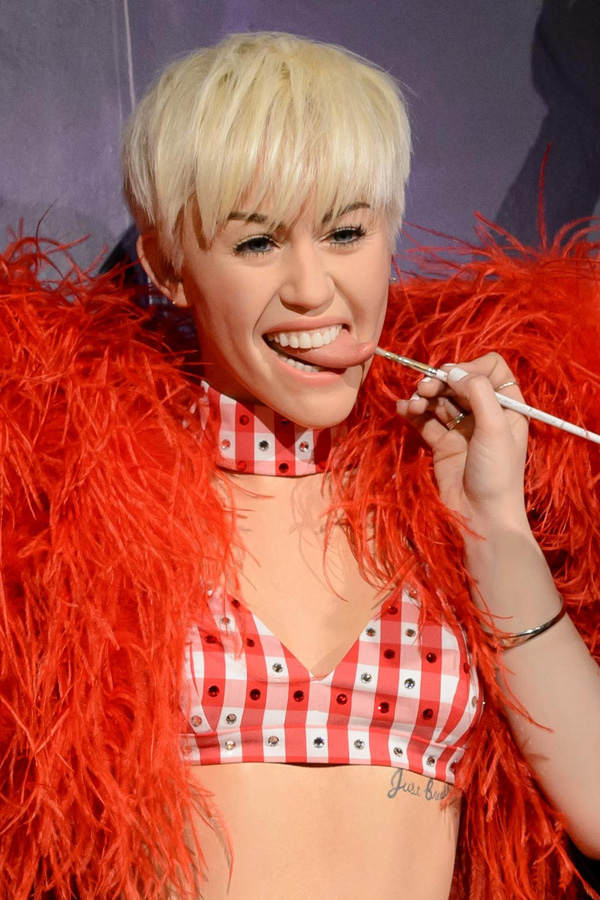 Zunge raus! Miley Cyrus: Wachsfigur