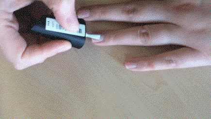 Nailart mit Panda: Schritt 1