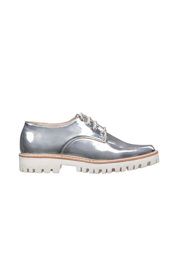 Silberne Schuhe von C&A