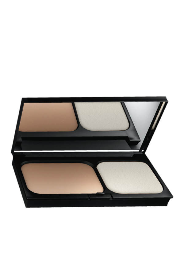 Kompakt-Creme-Make-Up sorgt für langen Halt