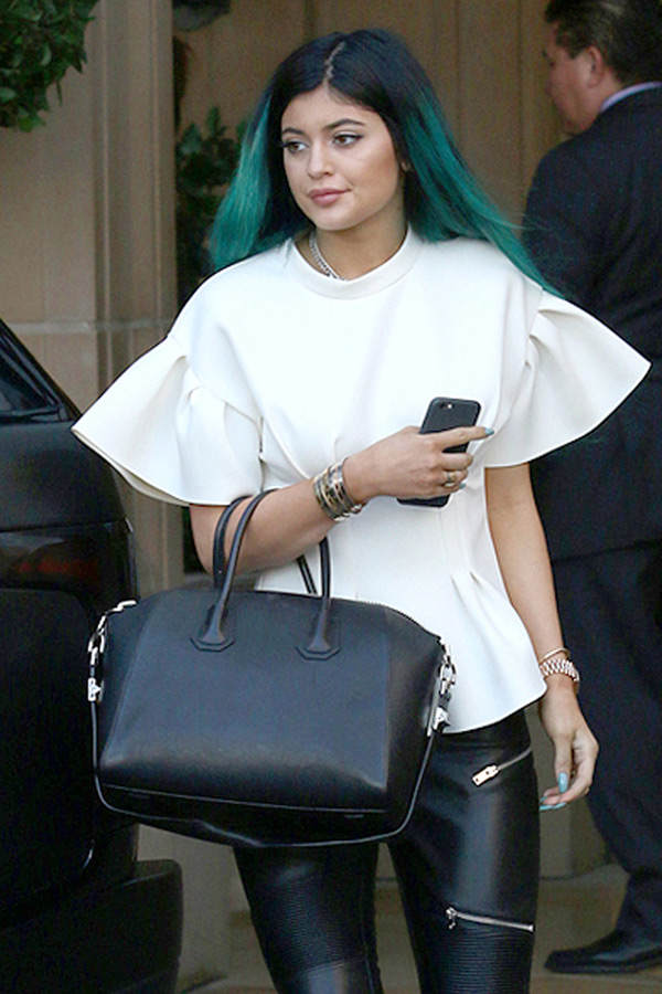Kylie Jenner: Oversize-Ärmel