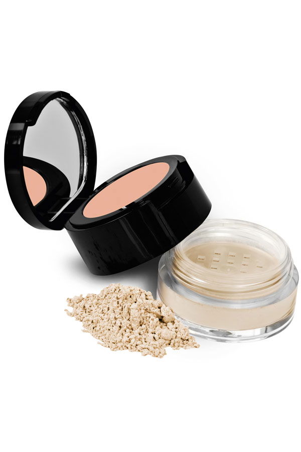Nude-Concealer & Puder von Manhattan