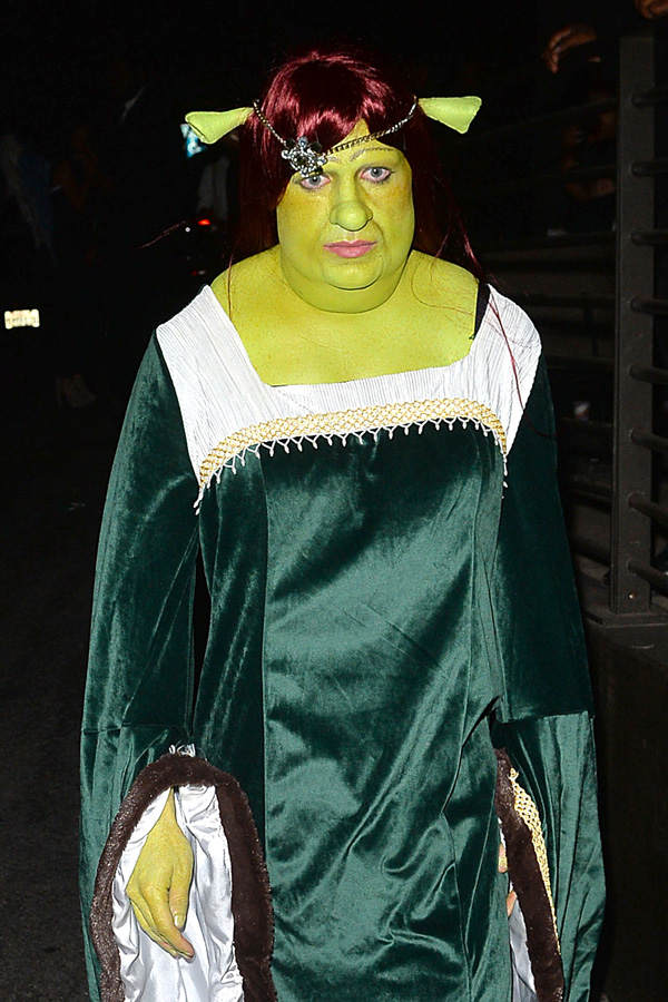 Colton Haynes als Fiona aus "Shrek" - Halloween 2014