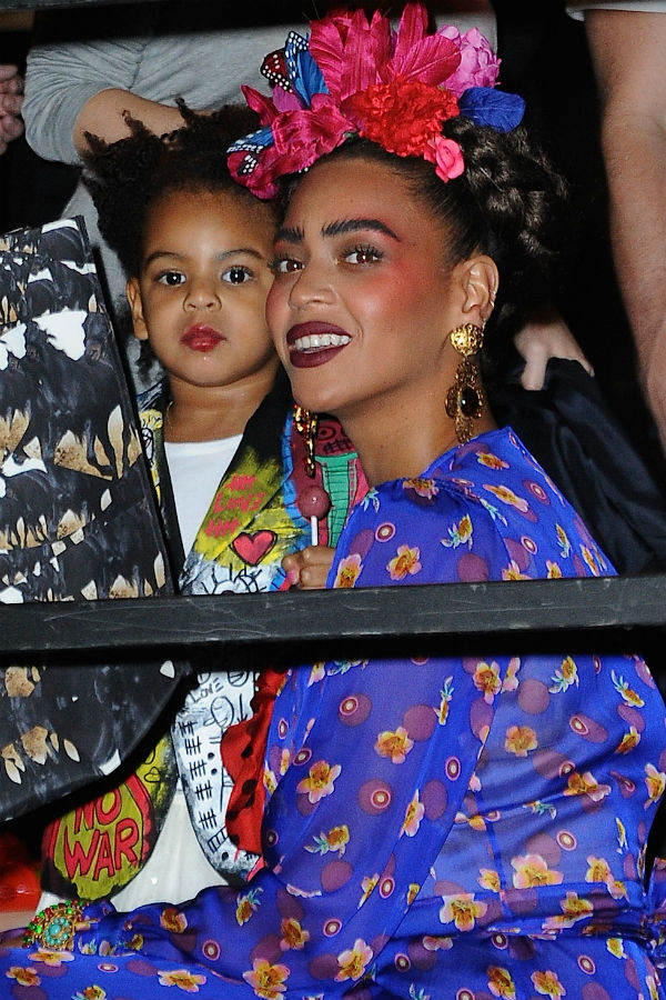 Beyoncé als Frida Kahlo - Halloween 2014