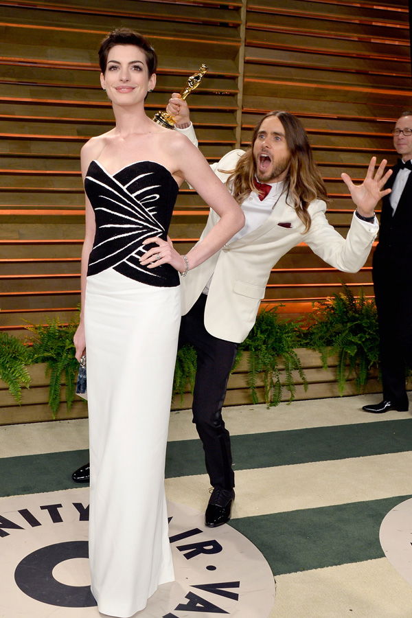 Jared Leto: Photobomb