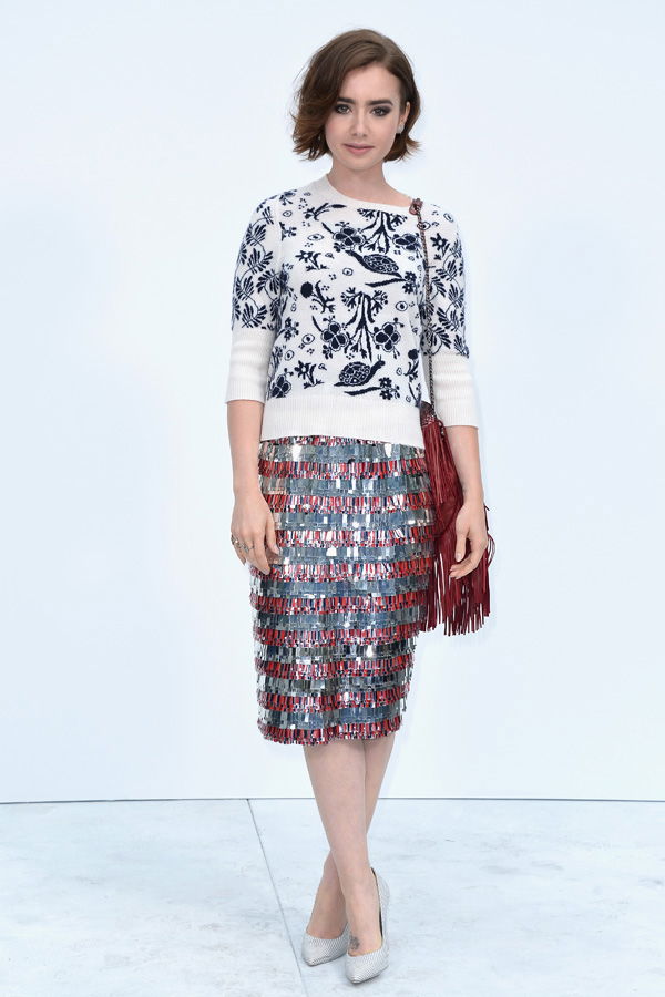 Lily Collins - Outfit nachkaufen