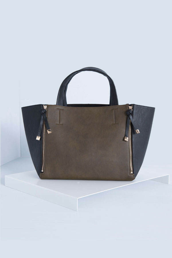 Zweifarbige Handtasche von Bershka