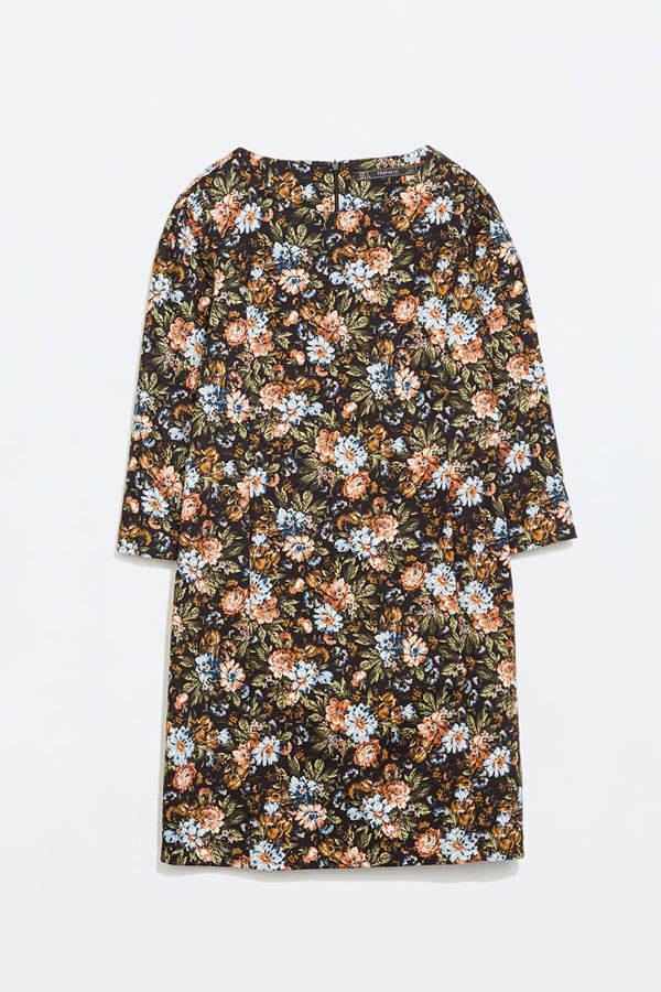 Geblümtes Kleid von Zara