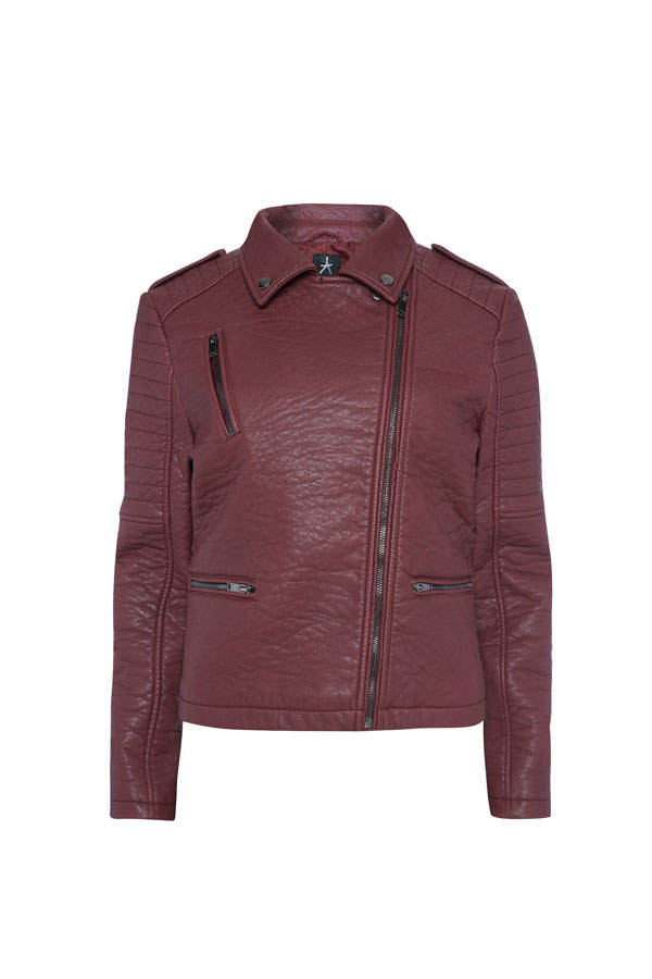 Rote Lederjacke von Primark
