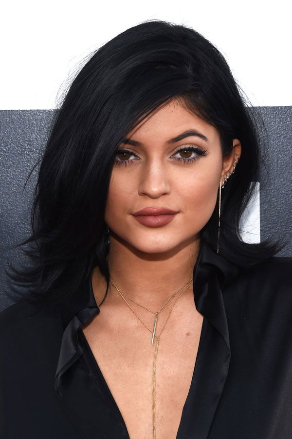Kylie Jenner mit mittellanger Frisur