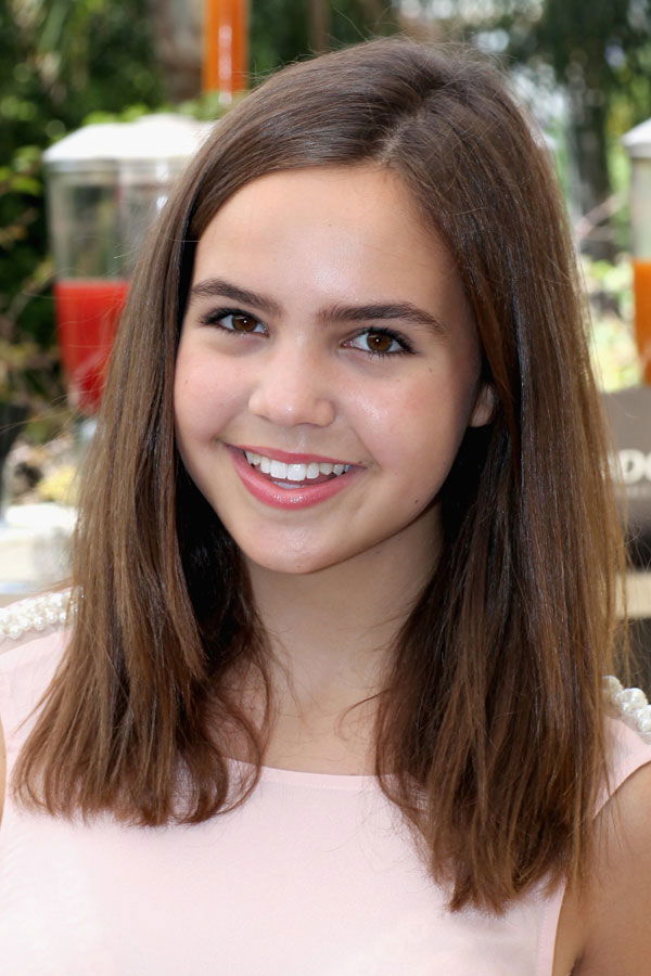 Bailee Madison mit mittellanger Frisur