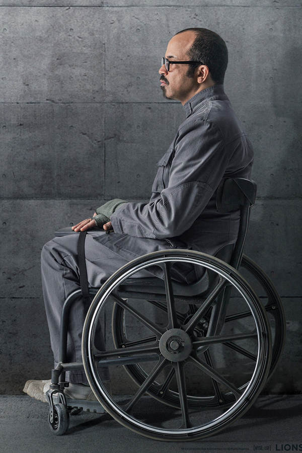 Beetee (Jeffrey Wright) in Distrikt 13