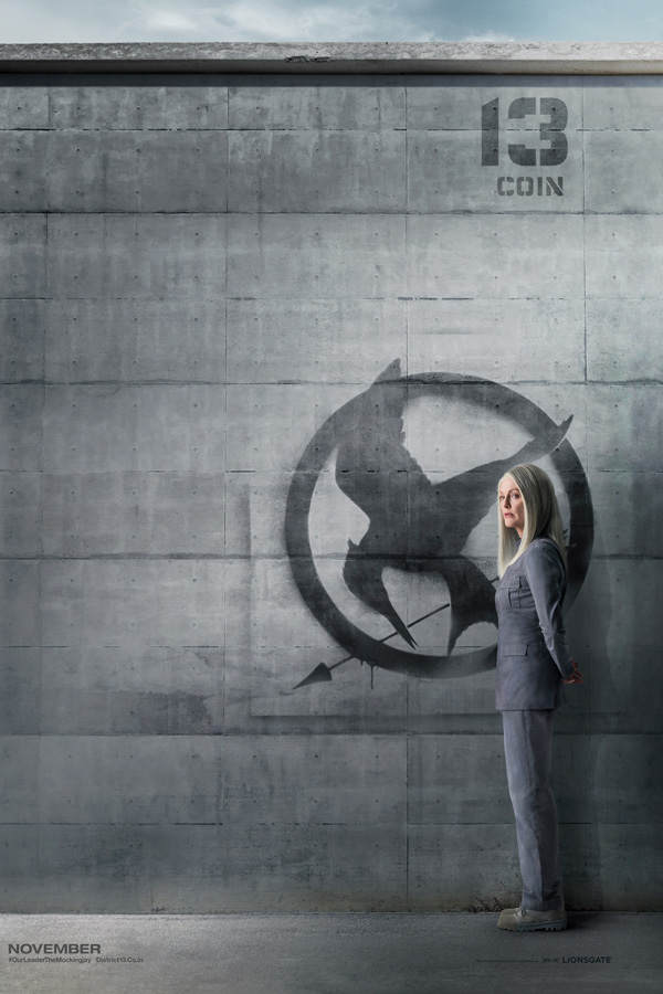 Poster: Präsidentin Coin (Julianne Moore)
