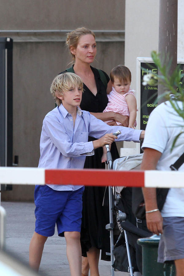 Wie heißen die Töchter von Uma Thurman?