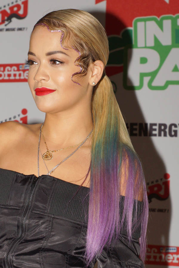 Rita Ora: Bunte Haare