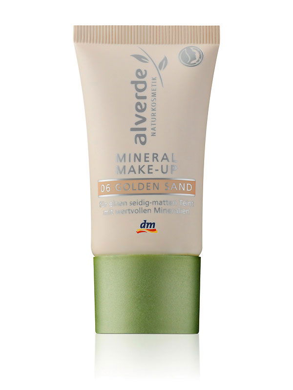 Mineral Make-up von alverde Naturkosmetik