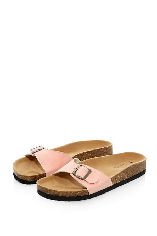 Gesundheits-Sandalen von Newlook