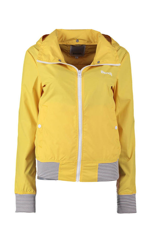 Gelbe Regenjacke von Bench