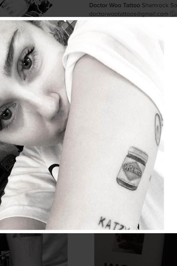Miley Cyrus: Vegemite-Tattoo für Liam?