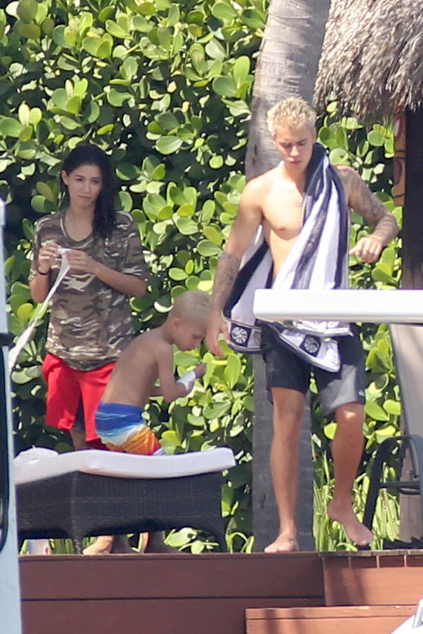 Justin Bieber & Alexandra Rodriguez