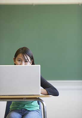 schultrojaner-achtung-spionage-in-der-schule-275x393-bild-1-1335051.jpg