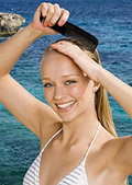 sonnenschutz-tipps-fuer-die-bikinizone-und-schoene-fuesse-120x169-bild-3-1180061.jpg