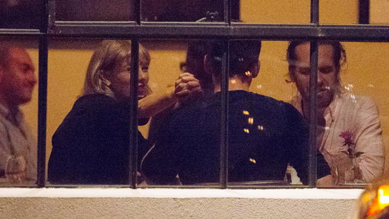 taylor-swift-tom-hiddleston-date-in-nashville-2124807.jpg