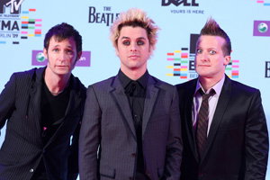 girl-power-bei-den-mtv-europe-music-awards-300x200-bild-2-564621.jpg