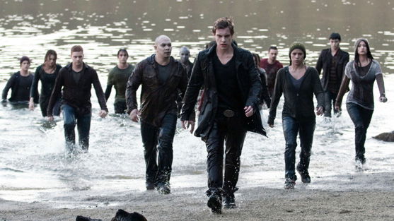 Twilight 3: Neues Eclipse-Making-of mit der Vampir-Armee!
