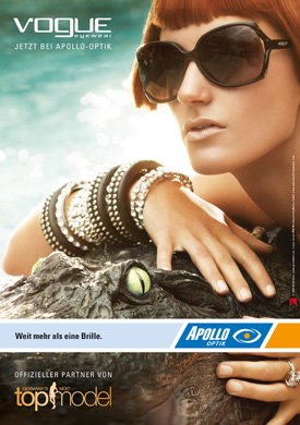 gntm-maria-beim-alligator-shooting-275x390-bild-1-371014.jpg