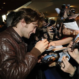 maedchen-de-im-interview-mit-robert-pattinson-275x275-bild-1-269252.jpg
