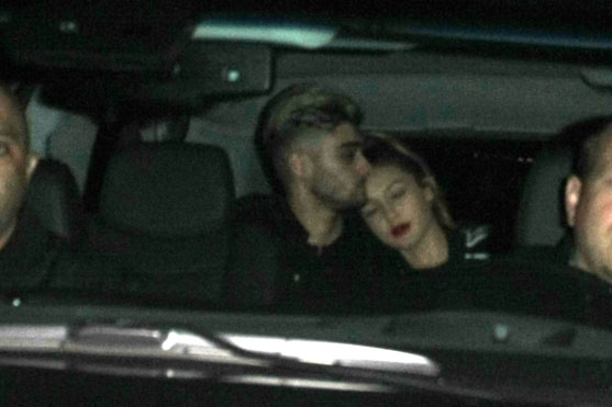 zayn-malik-und-gigi-hadid-kuscheln-im-auto-2102488.jpg