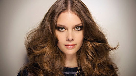 Frisuren: Mehr Volumen für deine Haare