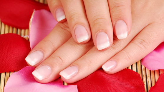 French Manicure: Der Klassiker für gepflegte Nägel
