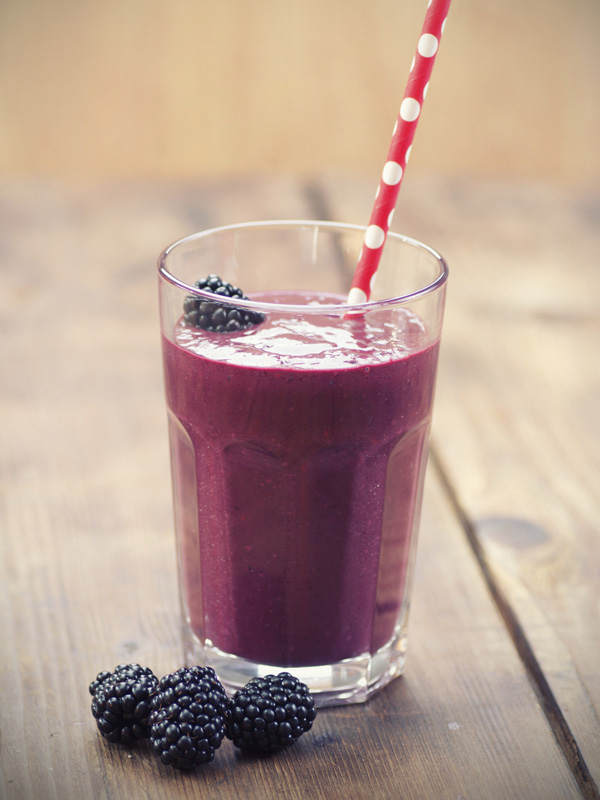 Rezept: Waldbeere-Sojamilch-Shake